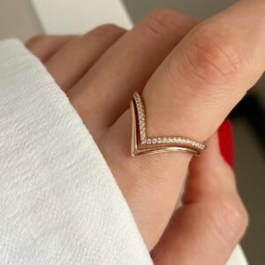 V Ring