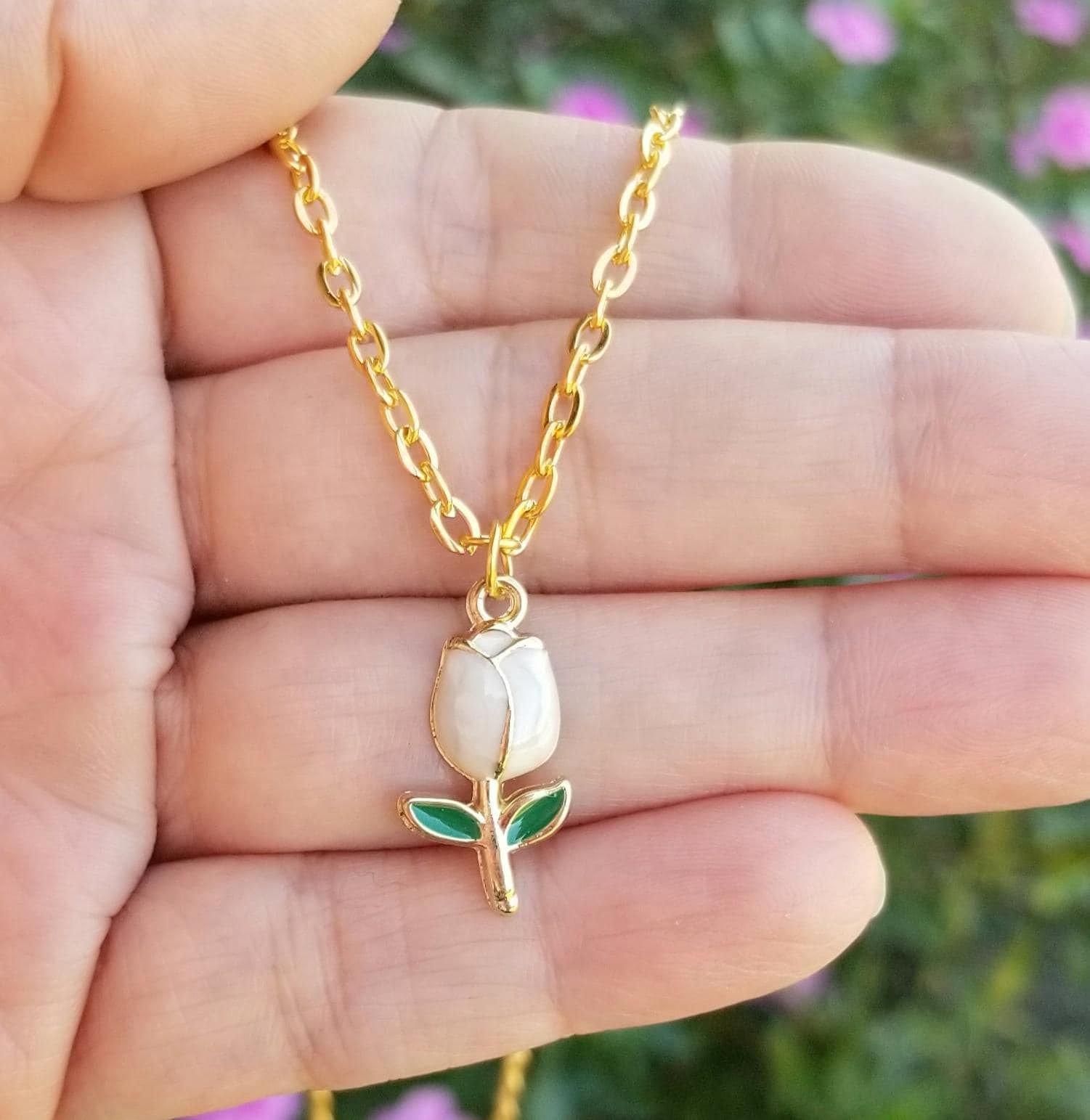 White Tulip Necklace White Tulip Necklace